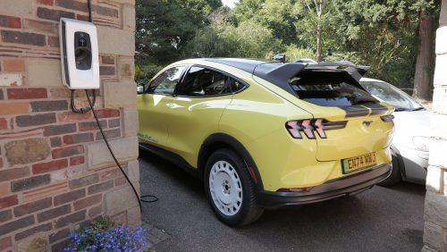 FORD MUSTANG MACH-E ESTATE 358kW GT 91kWh AWD 5dr Auto [Rally Pack] view 8