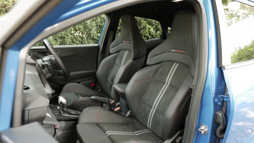 FORD PUMA HATCHBACK 1.0 EcoBoost Hybrid mHEV ST [Handling Pk] 5dr DCT view 14