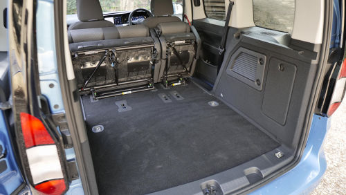 FORD TOURNEO CONNECT ESTATE 1.5 EcoBoost 115 Titanium 5dr Auto [7 seat] view 8