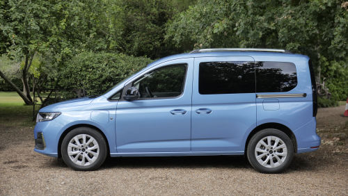 FORD TOURNEO CONNECT DIESEL ESTATE 2.0 EcoBlue Active 5dr Auto [7 seat] view 13