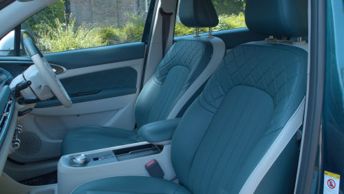 GWM ORA ORA 03 HATCHBACK 126kW Pro+ 63kWh 5dr Auto view 2