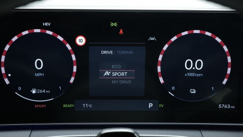 HYUNDAI SANTA FE ESTATE 1.6 TGDi Hybrid Ultimate 5dr Auto view 12