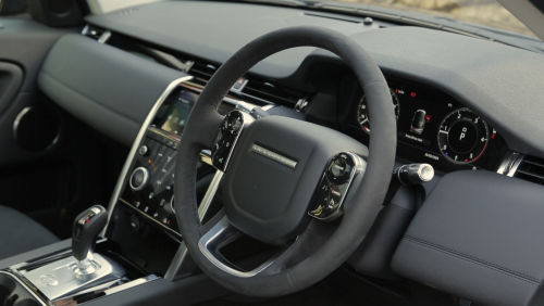 LAND ROVER DISCOVERY SPORT SW 1.5 P270e Metropolitan 5dr Auto [5 Seat] [NI] view 14
