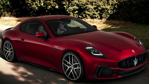 MASERATI GRANTURISMO COUPE 3.0 V6 Trofeo Primaserie 2dr Auto view 4