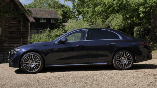 MERCEDES-BENZ E CLASS DIESEL SALOON E220d Exclusive Premium Plus 4dr 9G-Tronic view 7