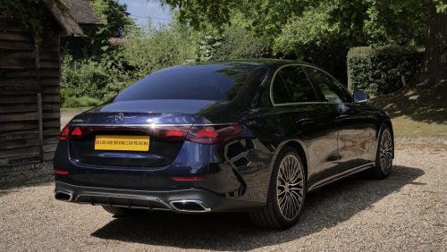 MERCEDES-BENZ E CLASS DIESEL SALOON E220d Exclusive Premium Plus 4dr 9G-Tronic view 9