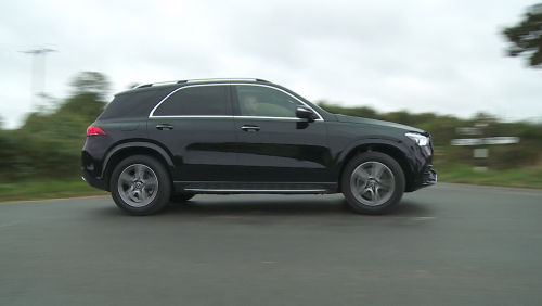 MERCEDES-BENZ GLE DIESEL ESTATE GLE 300d 4Matic AMG Line 5dr 9G-Tronic [7 Seat] view 6