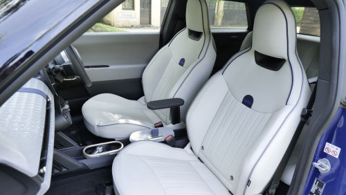 MINI COOPER ELECTRIC HATCHBACK 135kW E Classic [Level 2] 41kWh 3dr Auto view 12