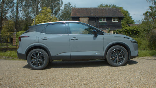 NISSAN QASHQAI HATCHBACK 1.5 E-Power 205 N-Connecta [Glass Roof] 5dr Auto view 5