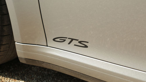 PORSCHE 911 [992] TARGA 4 GTS 2dr view 9