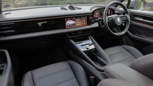 PORSCHE MACAN ELECTRIC ESTATE 300kW 4 100kWh 5dr Auto view 6