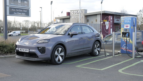 PORSCHE MACAN ELECTRIC ESTATE 300kW 4 100kWh 5dr Auto view 9