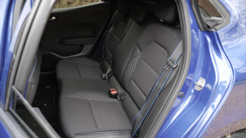 RENAULT CLIO HATCHBACK 1.6 E-TECH full hybrid 145 Esprit Alpine 5dr Auto view 4