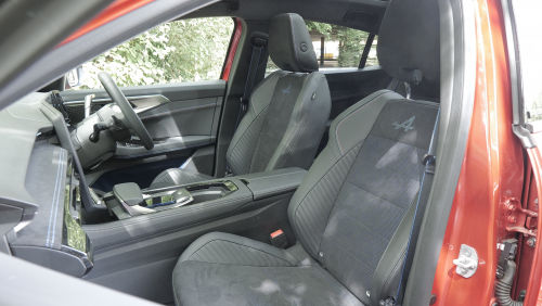 RENAULT RAFALE ESTATE E-Tech Full Hybrid Techno 5dr Auto view 4