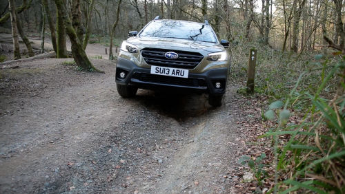 SUBARU OUTBACK ESTATE 2.5i Touring 5dr Lineartronic view 8