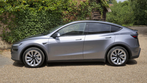 TESLA MODEL Y HATCHBACK Long Range AWD 5dr Auto view 8