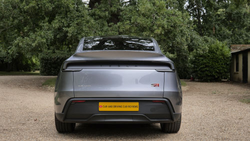 TESLA MODEL Y HATCHBACK Standard Range RWD 5dr Auto view 6