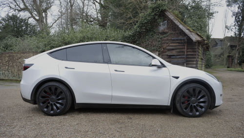 TESLA MODEL Y HATCHBACK Performance AWD 5dr Auto view 10