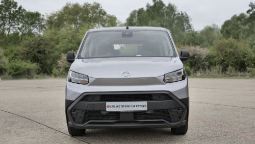 TOYOTA PROACE CITY VERSO ELECTRIC ESTATE 100kW Icon L2 50kWh 5dr Auto view 2