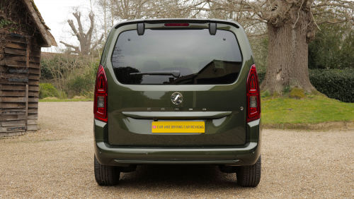 VAUXHALL COMBO LIFE ELECTRIC ESTATE 100kW Design XL 52kWh 5dr Auto [7 Seat] view 30