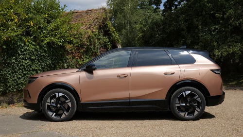 VAUXHALL GRANDLAND ELECTRIC HATCHBACK 157kW Ultimate 73kWh 5dr Auto [Fixed Roof] view 22