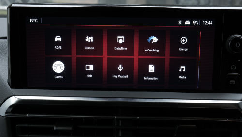 VAUXHALL VIVARO LIFE ELECTRIC ESTATE 100kW Combi 75kWh 5dr Auto view 9