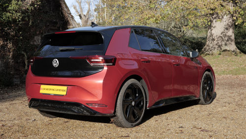 VOLKSWAGEN ID.3 HATCHBACK 125kW Essential Pure 52kWh 5dr Auto view 4
