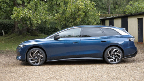 VOLKSWAGEN ID.7 TOURER 210kW Match Pro Plus 77kWh 5dr Auto view 11