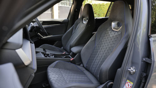 VOLKSWAGEN TAYRON DIESEL ESTATE 2.0 TDI Life 5dr DSG7 [7 Seat] view 4