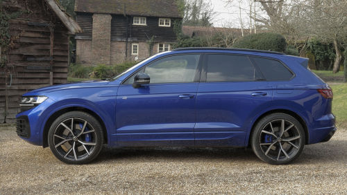 VOLKSWAGEN TOUAREG DIESEL ESTATE 3.0 V6 TDI 4Motion 286 Black Edition 5dr Tip Auto view 13