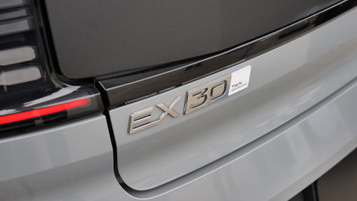 VOLVO EX30 ESTATE 315kW TM Perf Cross Country Ultra 69kWh 5dr Auto view 5