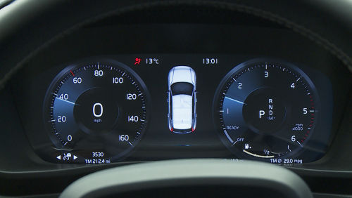 VOLVO XC40 ESTATE 2.0 B3P Core 5dr Auto view 5