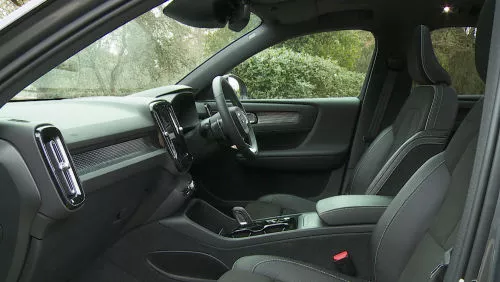 VOLVO XC40 ESTATE 2.0 B4P Plus Black Edition 5dr Auto view 10