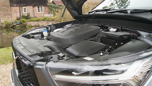 VOLVO XC40 ESTATE 2.0 B3P Core 5dr Auto view 11