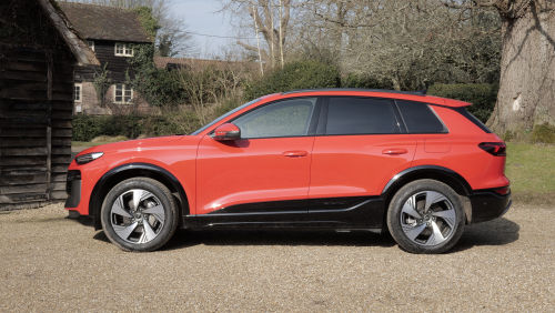 AUDI Q6 E-TRON ESTATE 225kW Performance 100kWh S Line 5dr Auto view 7
