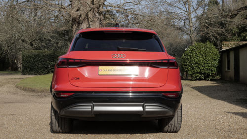 AUDI Q6 E-TRON ESTATE 225kW Performance 100kWh S Line 5dr Auto view 9