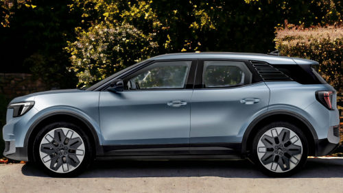 FORD EXPLORER ELECTRIC ESTATE 125kW Style 52kWh 5dr Auto view 4
