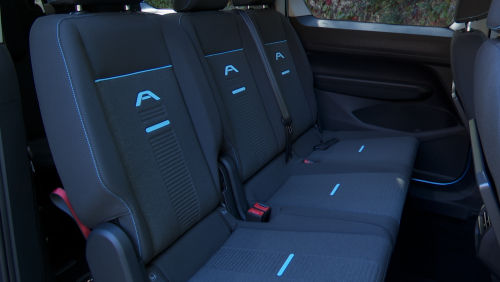 FORD TOURNEO CONNECT ESTATE 1.5 EcoBoost 115 Titanium 5dr Auto view 3