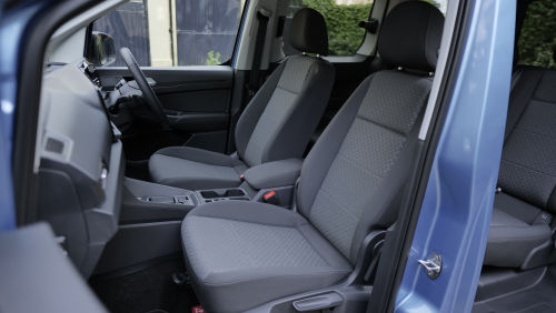 FORD TOURNEO CONNECT ESTATE 1.5 EcoBoost 115 Titanium 5dr Auto view 7