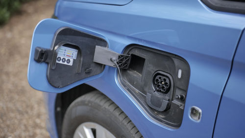 FORD TOURNEO CONNECT ESTATE 1.5 EcoBoost 115 Titanium 5dr Auto view 14