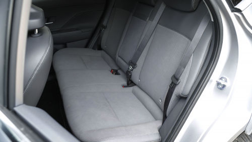 HYUNDAI KONA ELECTRIC HATCHBACK 160kW Advance 65kWh 5dr Auto [Comfort Pack] view 9
