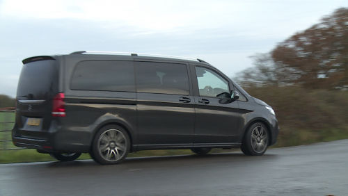 MERCEDES-BENZ V CLASS DIESEL ESTATE V220 d Premium AMG Line 5dr 9G-Tron [Long/7 Seats] view 5