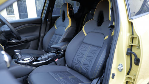 NISSAN JUKE HATCHBACK 1.0 DiG-T Tekna 5dr DCT view 10
