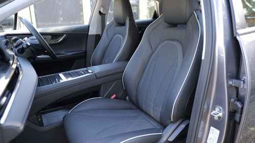 OMODA 5 ELECTRIC ESTATE 155kW Noble 61kWh 5dr Auto view 18