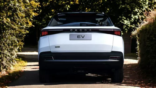 OMODA 5 ELECTRIC ESTATE 155kW Noble 61kWh 5dr Auto view 2