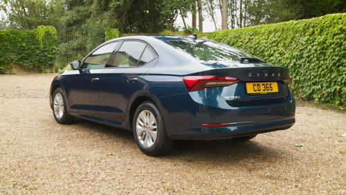 SKODA OCTAVIA ESTATE 1.5 TSI SE Technology 5dr view 9