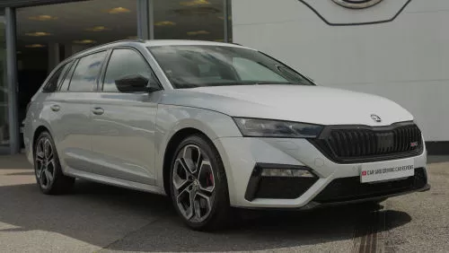 SKODA OCTAVIA ESTATE 1.5 TSI SE Technology 5dr view 16