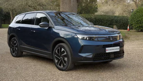 VAUXHALL GRANDLAND HATCHBACK 1.2 Hybrid [136] Ultimate 5dr e-DCT6 [Fixed Roof] view 4