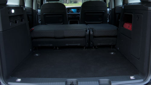 VOLKSWAGEN CADDY MAXI DIESEL ESTATE 2.0 TDI 5dr [5 Seat] view 4