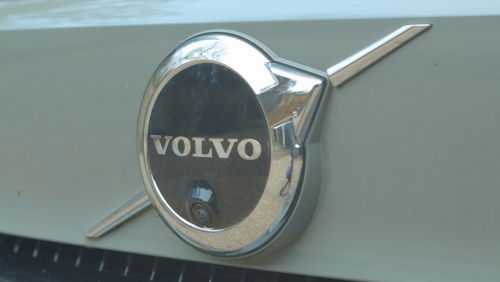 VOLVO XC40 ESTATE 2.0 B3P Core 5dr Auto view 24
